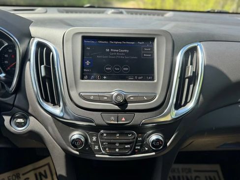 Used 2024 Chevrolet Equinox LT AWD/4WD image 27