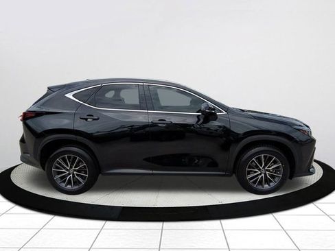 Certified 2022 Lexus NX 350 AWD image 3