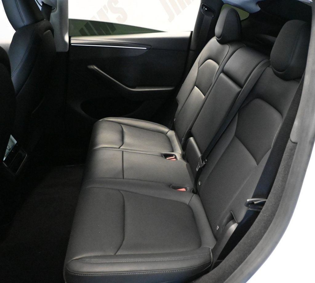 Used 2026 Tesla Model Y Long Range AWD/4WD image 40