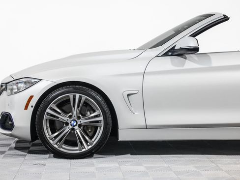 Used 2017 BMW 440i Convertible RWD image 15