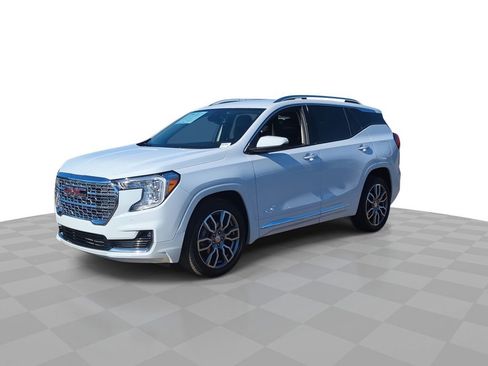 Used 2022 GMC Terrain Denali image 4