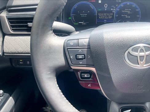 Used 2025 Toyota Camry Hybrid FWD image 23