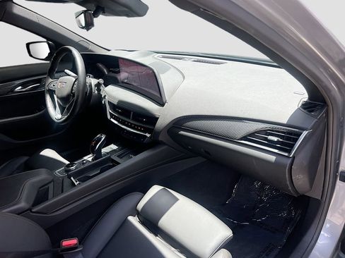 Used 2025 Cadillac CT5 V RWD image 30