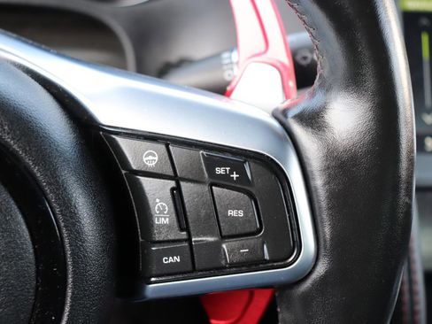 Used 2020 Jaguar F-TYPE Checkered Flag image 23