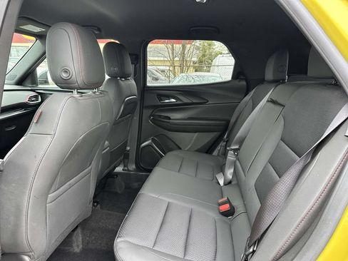Used 2023 Chevrolet TrailBlazer RS w/ Convenience Package AWD/4WD image 10