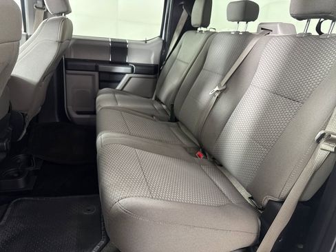 Used 2017 Ford F150 XLT image 14