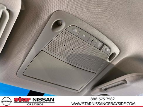 Used 2015 Nissan Pathfinder S image 28