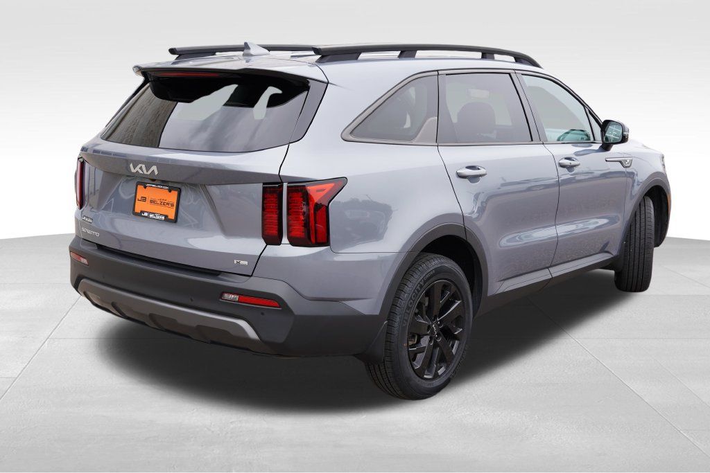 Certified 2023 Kia Sorento S AWD/4WD image 5