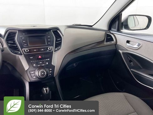 Used 2017 Hyundai Santa Fe Sport AWD/4WD image 25