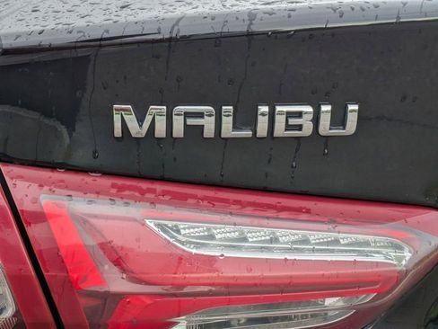 Used 2019 Chevrolet Malibu LT FWD image 10