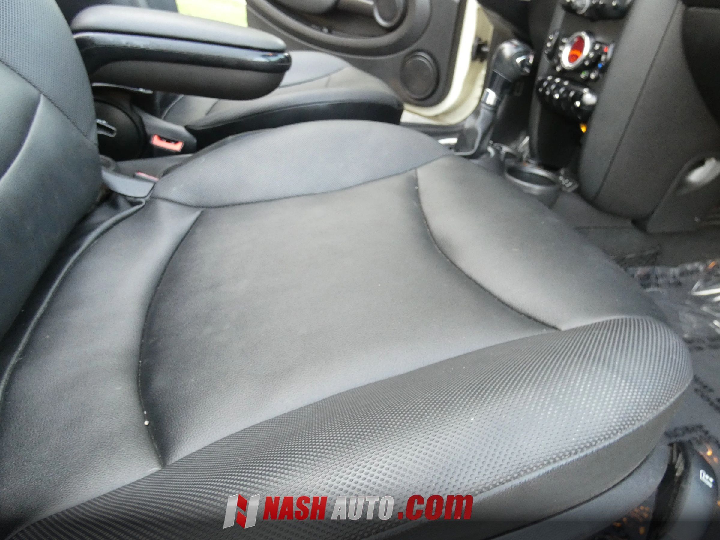 Used 2015 MINI Cooper Convertible FWD image 27