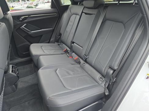 Used 2025 Audi Q3 2.0T Premium w/ Convenience Package AWD/4WD image 14