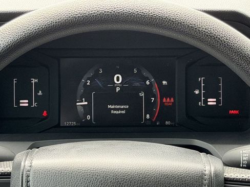 Used 2024 Toyota Tacoma SR image 15