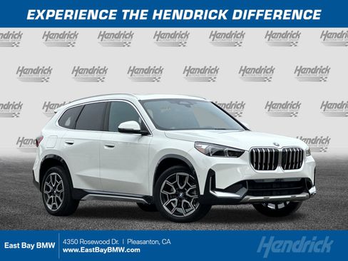 Used 2025 BMW X1 xDrive28i w/ Convenience Package image 1