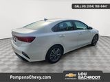 Used 2023 Kia Forte LXS image 3