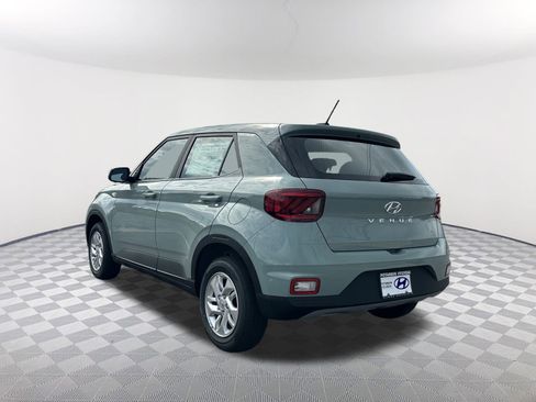 New 2026 Hyundai Venue SE FWD image 8
