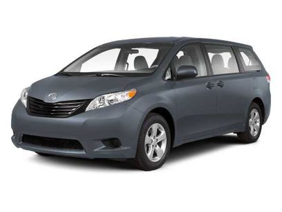 Used 2013 Toyota Sienna LE