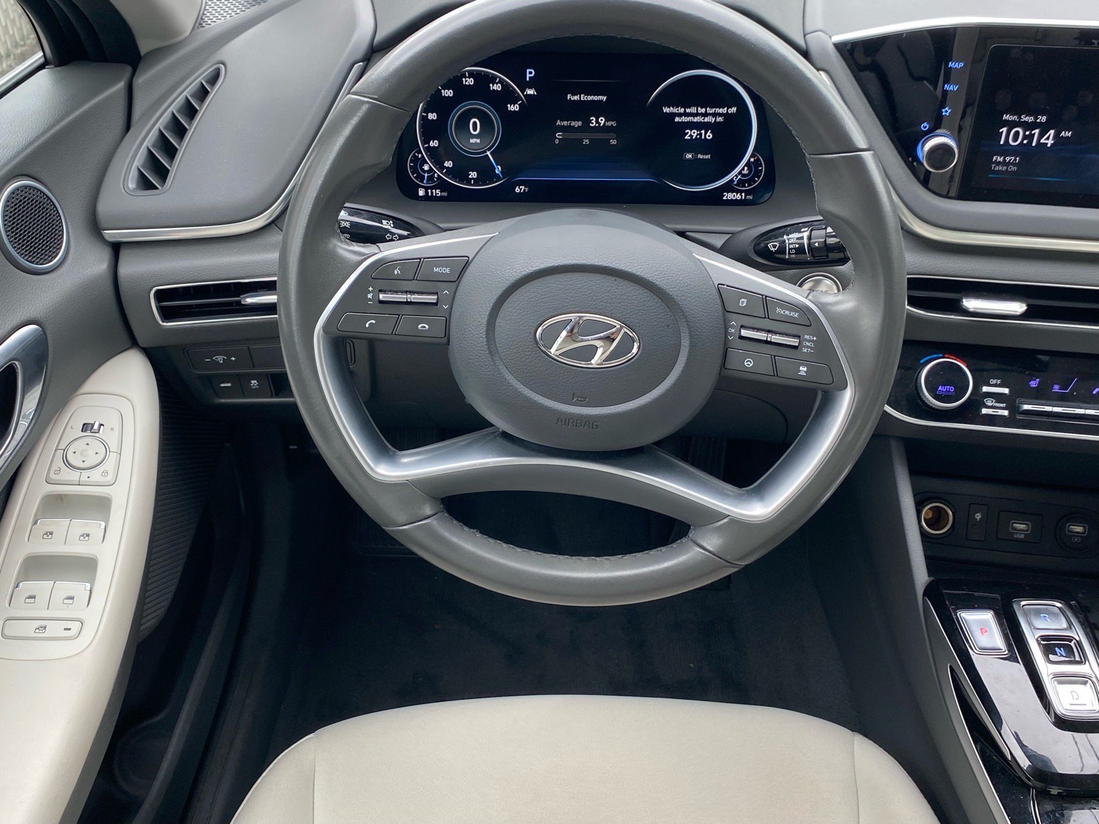Used 2023 Hyundai Sonata SEL w/ Convenience Package FWD image 3