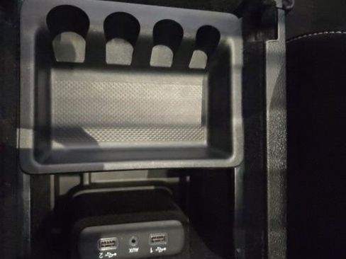 Used 2022 Dodge Charger SRT Hellcat w/ Harman/Kardon Audio Group RWD image 29