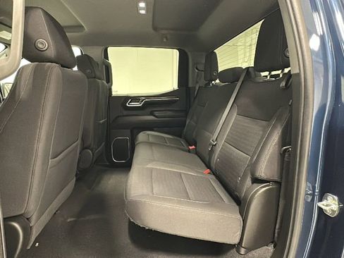 Used 2022 Chevrolet Silverado 1500 LT image 12
