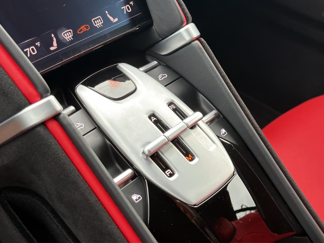 Used 2025 Ferrari Roma Spider RWD image 29
