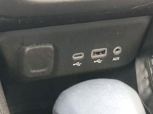 Used 2021 Chevrolet TrailBlazer LT w/ Driver Confidence Package image 36