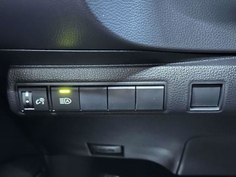 Used 2023 Toyota Corolla LE FWD image 21