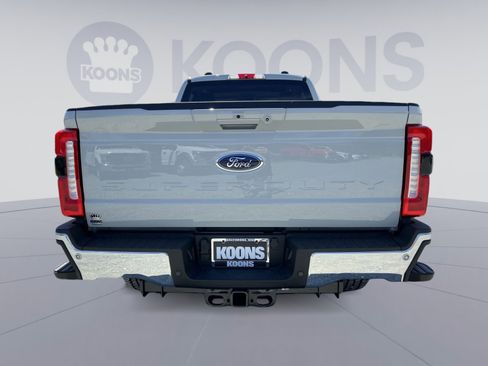 New 2026 Ford F250 Lariat w/ FX4 Off-Road Package AWD/4WD image 5