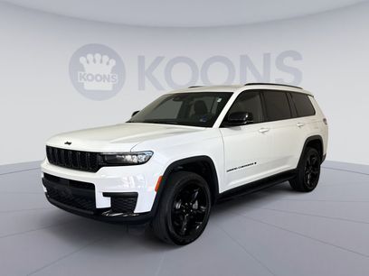 Used 2023 Jeep Grand Cherokee L Laredo