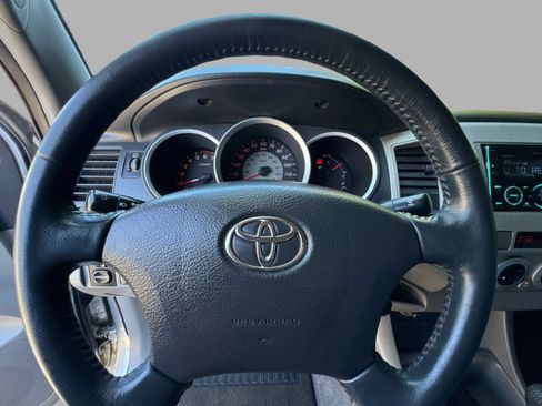 Used 2005 Toyota Tacoma PreRunner RWD image 28
