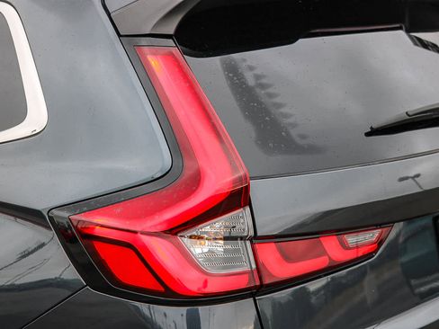 Certified 2025 Honda CR-V EX image 8
