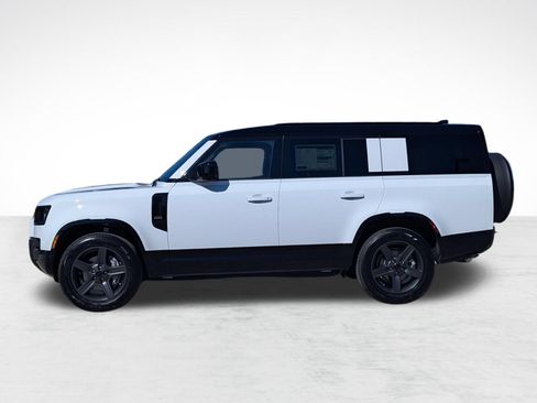 Used 2026 Land Rover Defender 130 X-Dynamic SE AWD/4WD image 2