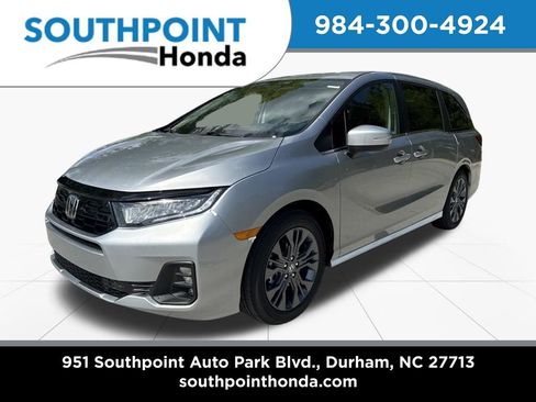 New 2026 Honda Odyssey Touring image 3