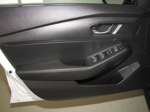 Certified 2024 Honda Accord LX image 9