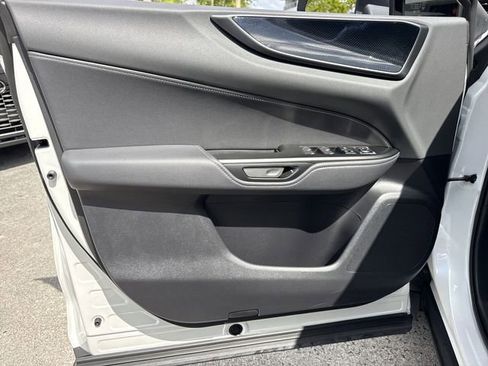 Used 2025 Lexus NX 250 FWD w/ Accessory Package (Z1) image 13