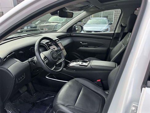 Used 2022 Hyundai Tucson Limited w/ Winter Package image 15