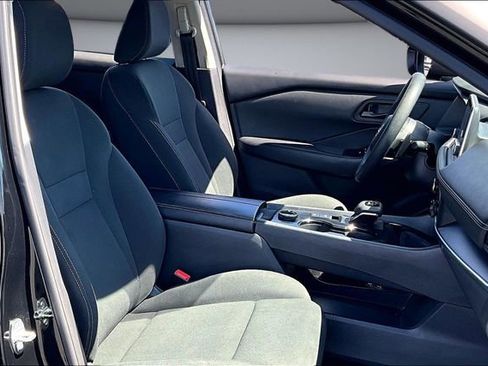 Certified 2024 Nissan Rogue S image 28