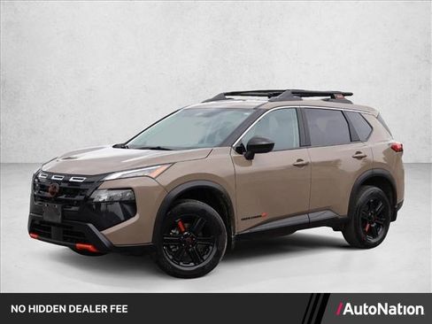 Used 2025 Nissan Rogue SV AWD/4WD image 1