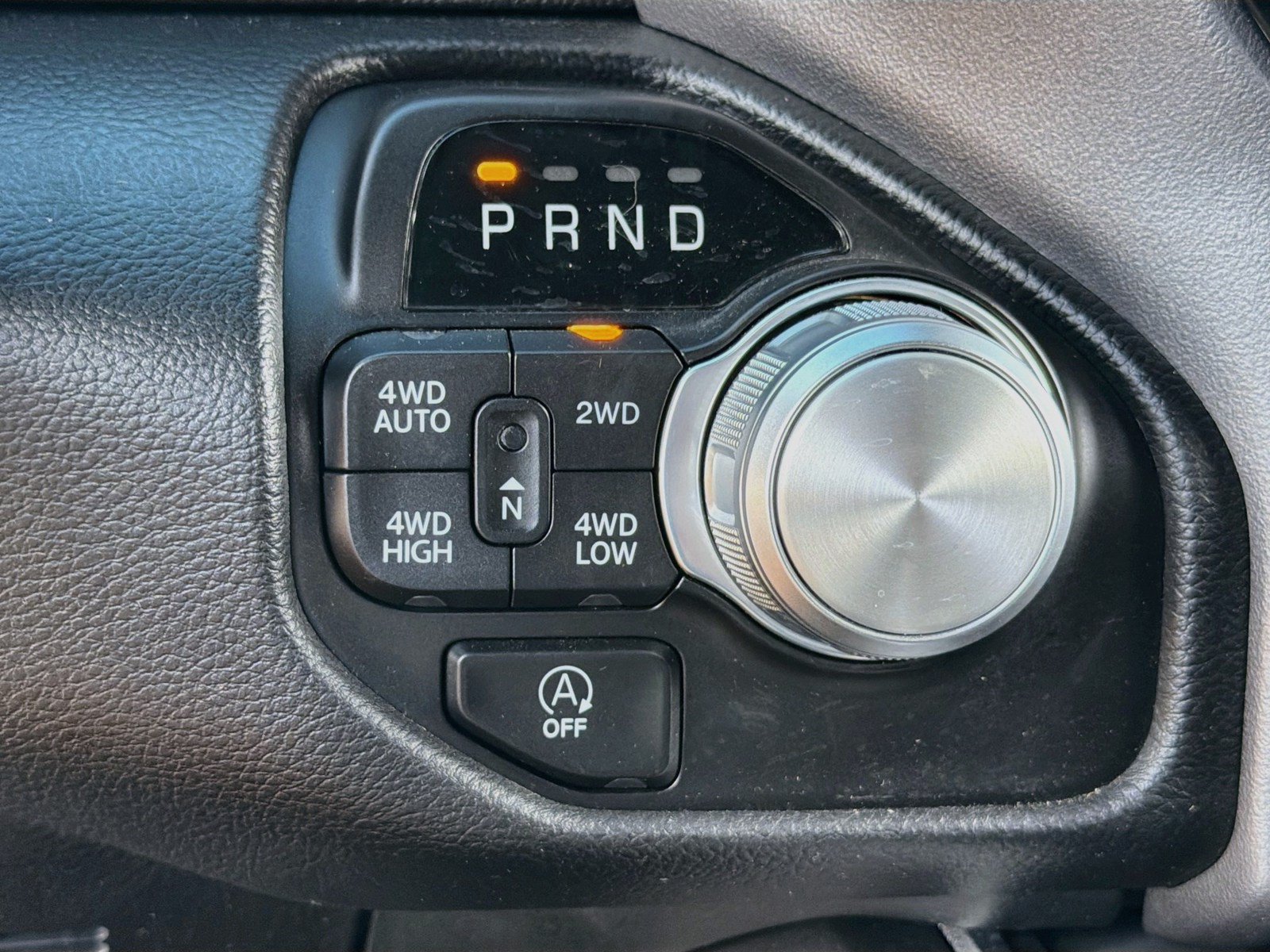 Used 2023 RAM 1500 Laramie AWD/4WD image 18