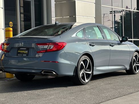 Used 2022 Honda Accord Sport image 4