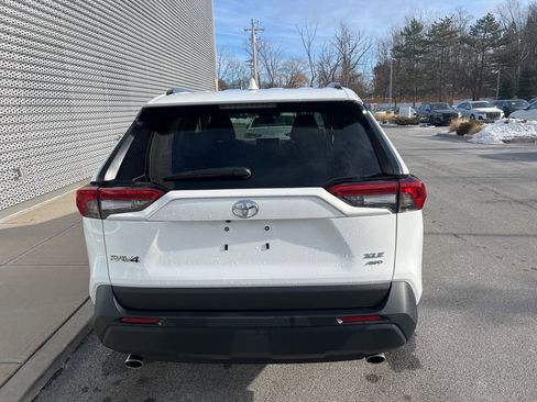 Used 2024 Toyota RAV4 XLE image 31
