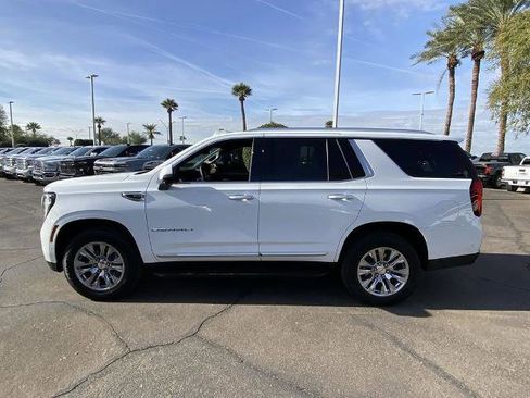 Used 2025 GMC Yukon Denali image 4