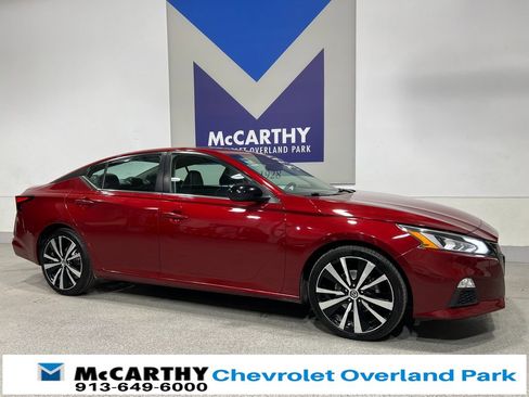 Used 2021 Nissan Altima 2.5 SR image 3