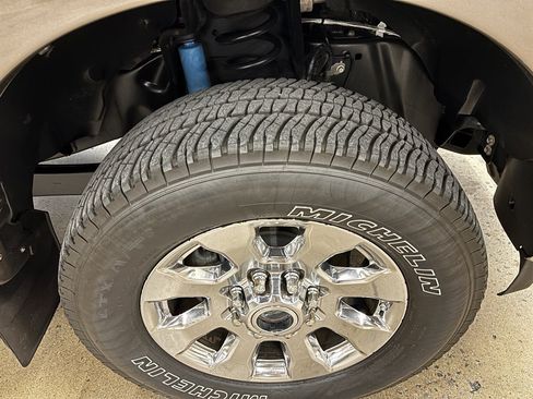 Used 2017 Ford F250 Lariat w/ Chrome Package AWD/4WD image 25