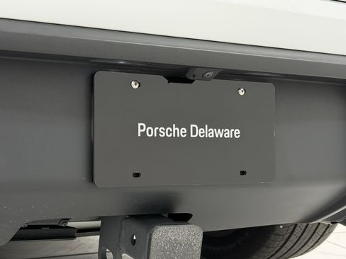 Certified 2024 Porsche Macan image 63