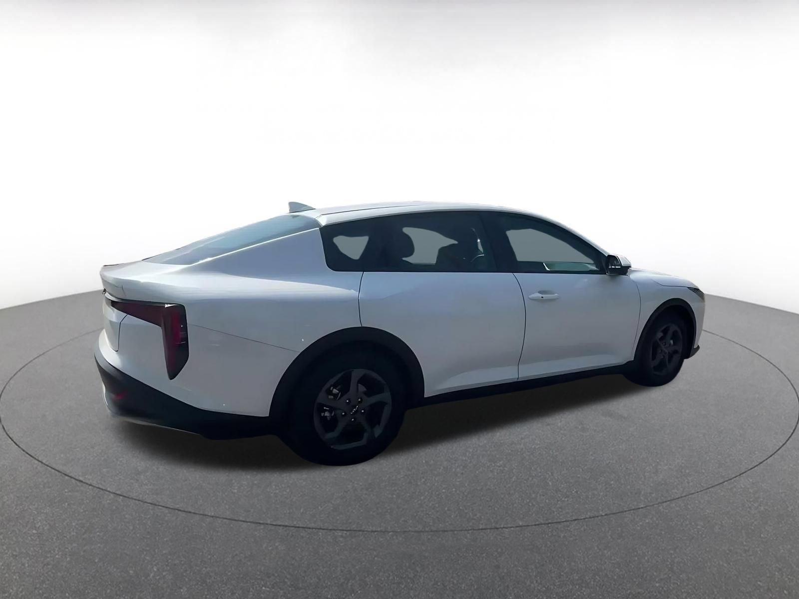 Used 2026 Kia K4 FWD image 13