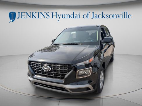 New 2026 Hyundai Venue SE FWD image 7
