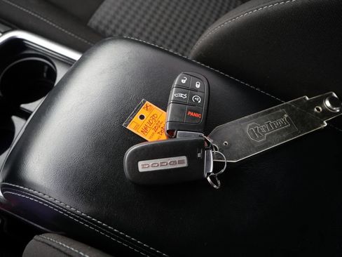 Used 2022 Dodge Charger GT w/ Performance Handling Group RWD image 27