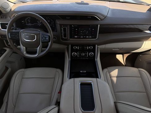 Used 2023 GMC Yukon Denali image 12