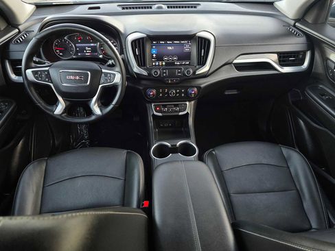 Used 2024 GMC Terrain SLT image 20